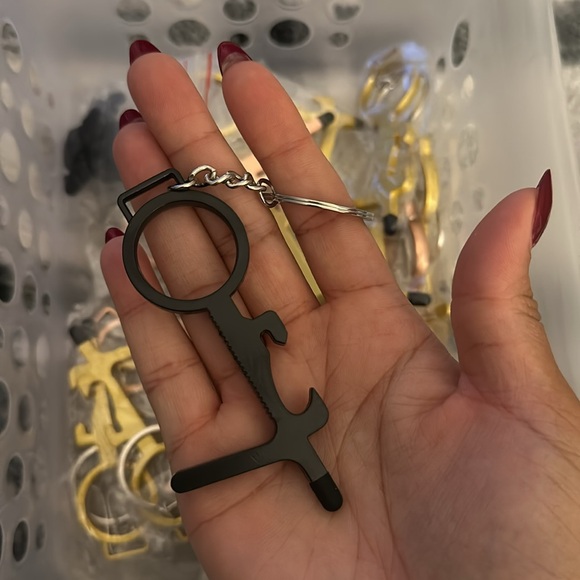 Multi purpose items, mini box cutter bulk and multipurpose tools. - Picture 5 of 6